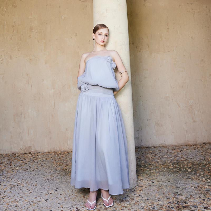 RECHIC Đầm dài Keelin cúp ngực đính nhấn hoa eo bống bềnh sang trọng