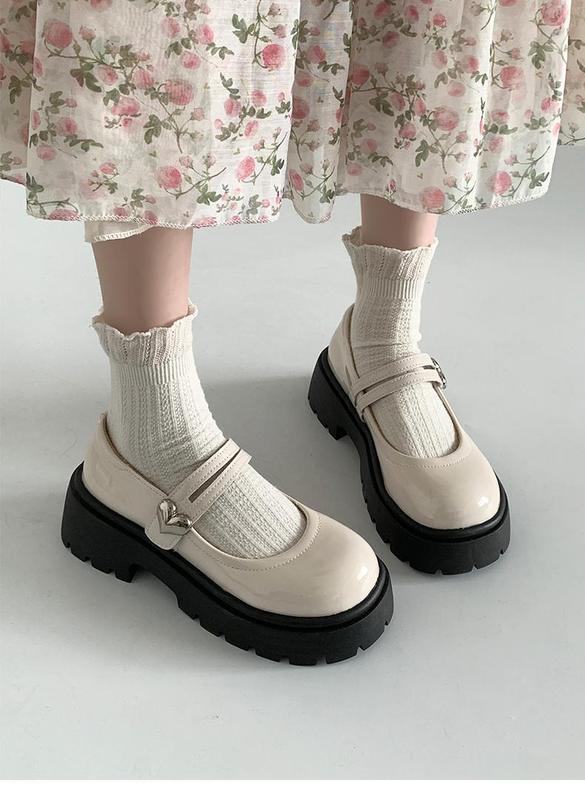 Product Introduction of Black and round Thick Bottom Mary Jane Small Leather Shoes Women 2024 New Retro Matching Skirt Low-Cut Chunky Heel Shoes 28