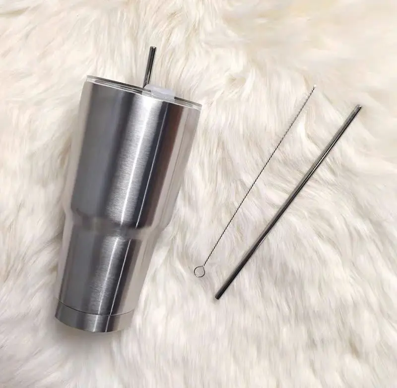 Bình Giữ Nhiệt Inox 304 900ml - Giữ Nóng 6h, Giữ Lạnh 12h - Tặng Kèm Ống Hút Và Cọ Rửa 1