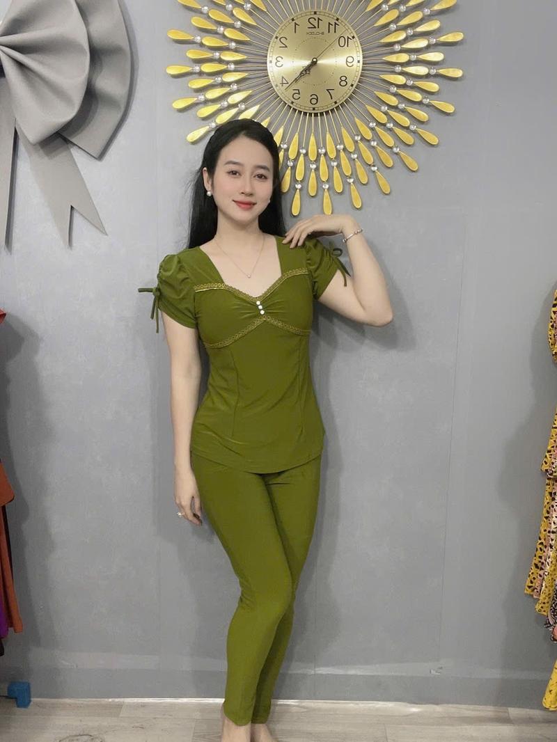 Product Introduction of - Đồ bộ thiết kế thun ladong màu , cổ tim phối ren !!! 4