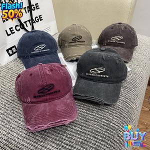 หมวกเบสบอล สไตล์เกาหลี ปักตัวอักษร ท็อปนุ่ม สำหรับผู้หญิง อินเทรนด์ ม่านบังแดด กันแดด มีสไตล์ หมวกปากเป็ด เหมาะสำหรับออกไปเที่ยว ราคาไม่แพง หรูหรา สไตล์ใหม่ทันสมัย ปี 2025 สต็อกพร้อม