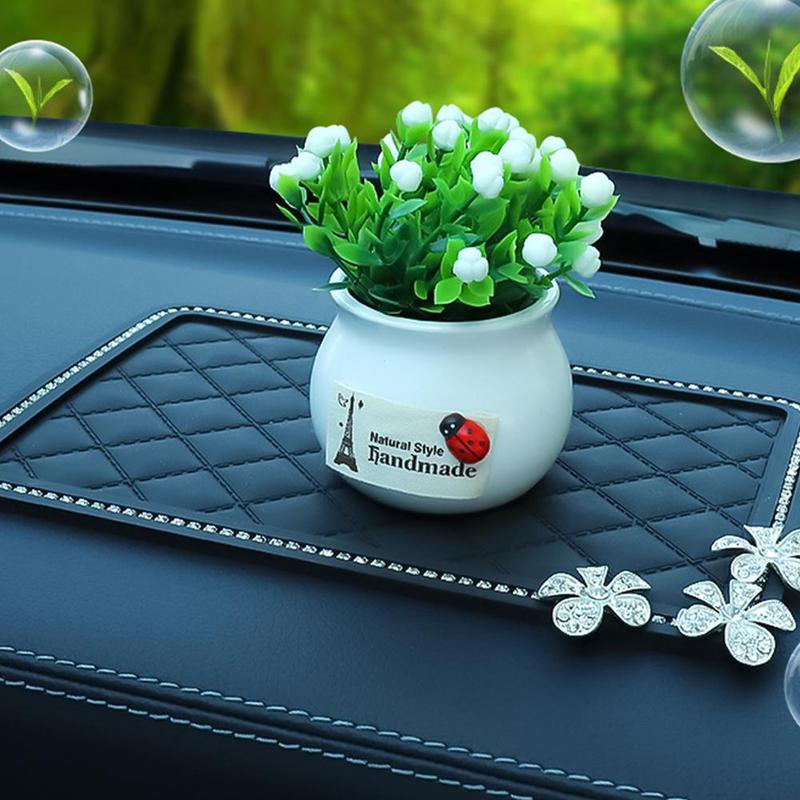 Product Introduction of Car Dashboard Anti-slip Mat Center Console Large Car Y8e2 Mat Mobile Mat Storage Mat Placemats U8H8 25