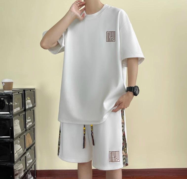 Bộ Cộc Nam Nữ, Chất Vải Tổ Ong gồm quần và áo cao cấp siêu mát,from rộng rãi, hoạ tiết thêu nổi bật, tông 5 màu cực đẹp