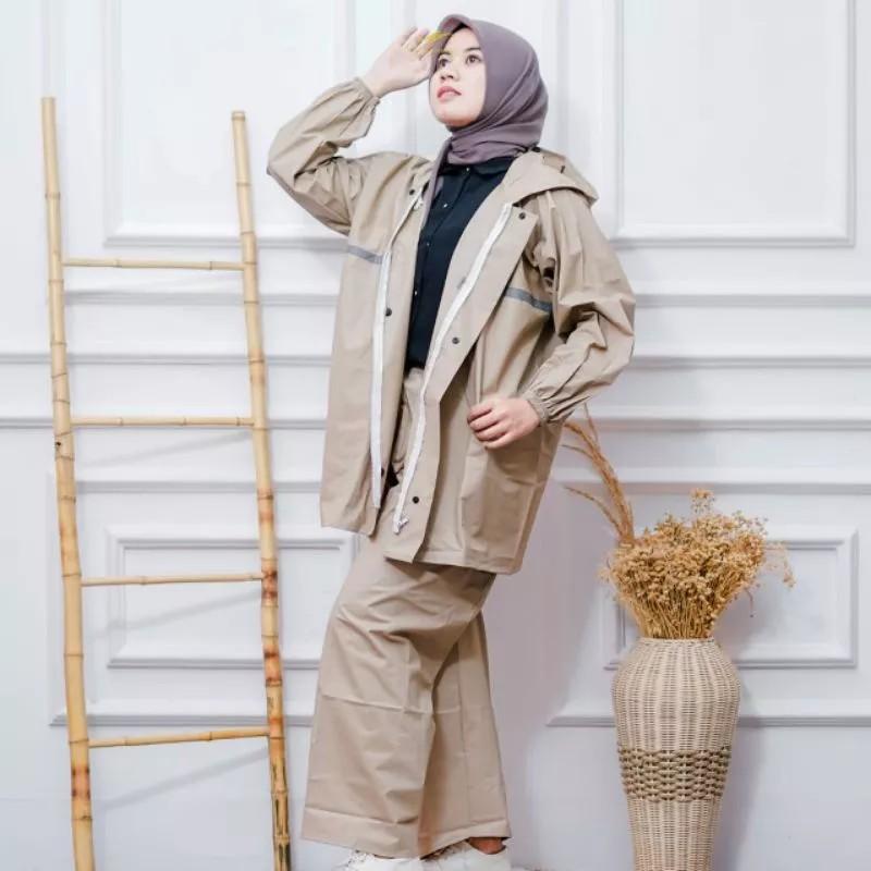 Product Introduction of Senwil Jas Hujan Setelan Pria Wanita RAINCOAT Motor Original Bahan PVC 0,25 Tebal Anti Rembes 1