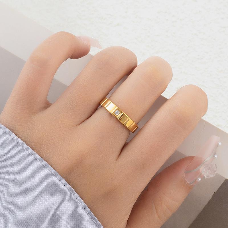 Product Introduction of Popular Fashion Couple Couple Rings Ice Cube Diamond-Studded Ring Titanium Steel No Fading Special-Interest Design Simple Men's and Women's Ring Gift 5
