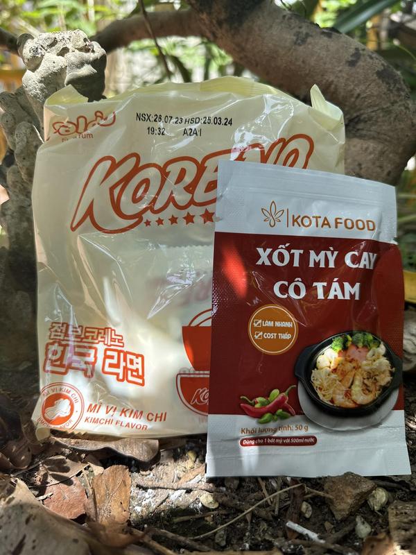 COMBO  50gam SỐT MỲ CAY CÔ TÁM + 1 Gói mỳ KOREENO vị KIMCHI