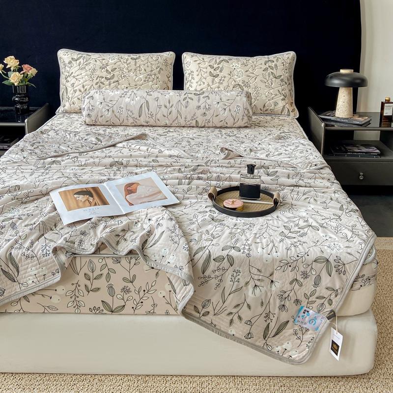 Product Introduction of Chiếu điều hoà kèm chăn thun lạnh. Sét 4 món gồm: 2 vỏ gối đầu, 1 chiếu điều hoà bọc đệm, 1 chăn thun lạnh 2mx2m3 16