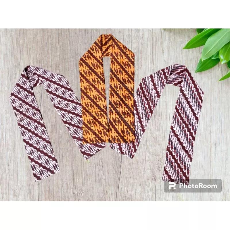 Product Introduction of CUKIN BATIK / CUKIN BETAWI BATIK / SLENDANG BATIK / SLENDANG SYAL BATIK / SELEMPANG BETAWI SYAL BATIK COKLAT DAN PUTIH Aksesoris 1
