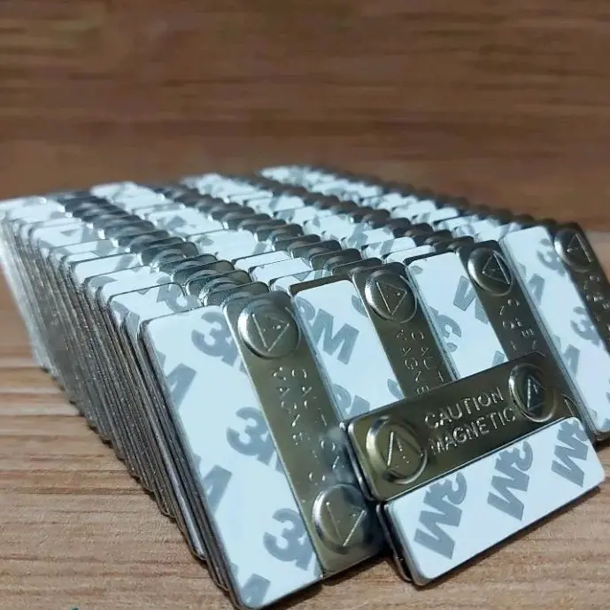 Magnet Name Tag Magnet Papan Nama Magnet Nama Dada Besi Besi