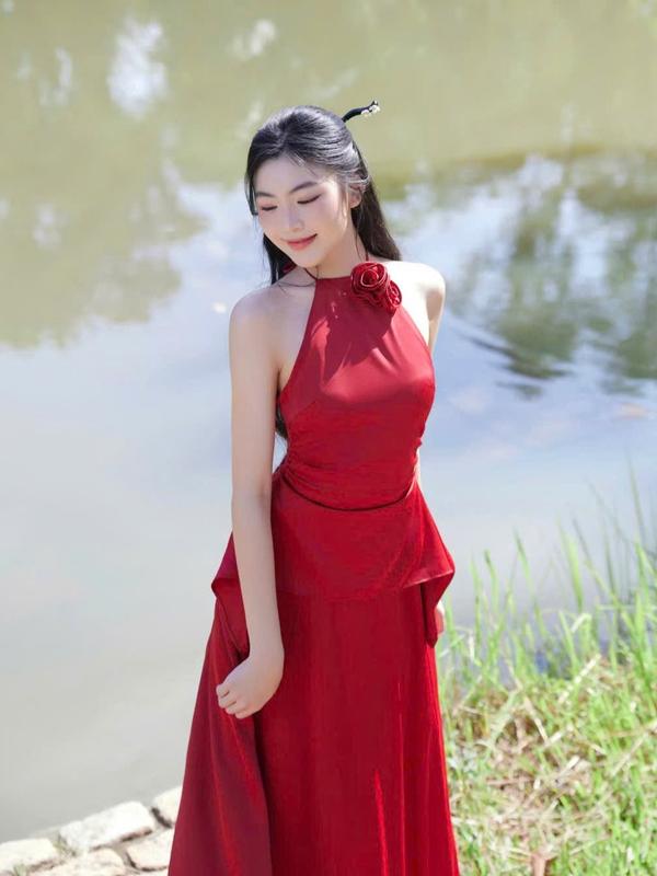 P130 - Set lụa áo yếm nữ nhún eo phối chân váy dài form bí nữ tính đi chơi đi tiệc