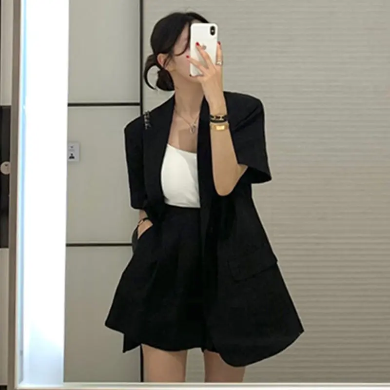 Bộ Đồ Mùa Hè Sang Trọng Phong Cách Pháp Cổ Điển Bộ Sưu Tập Người Hàn Quốc, Áo Sơ Mi Và Quần Đùi Thường Ngày Cổ Áo Vest ngắn Tay Áo, Bó Sát Cạp Cao, Chân Rộng, Dành Cho Nữ, Bộ Đồ Thường Ngày [4488 Bộ Sưu Tập] 4