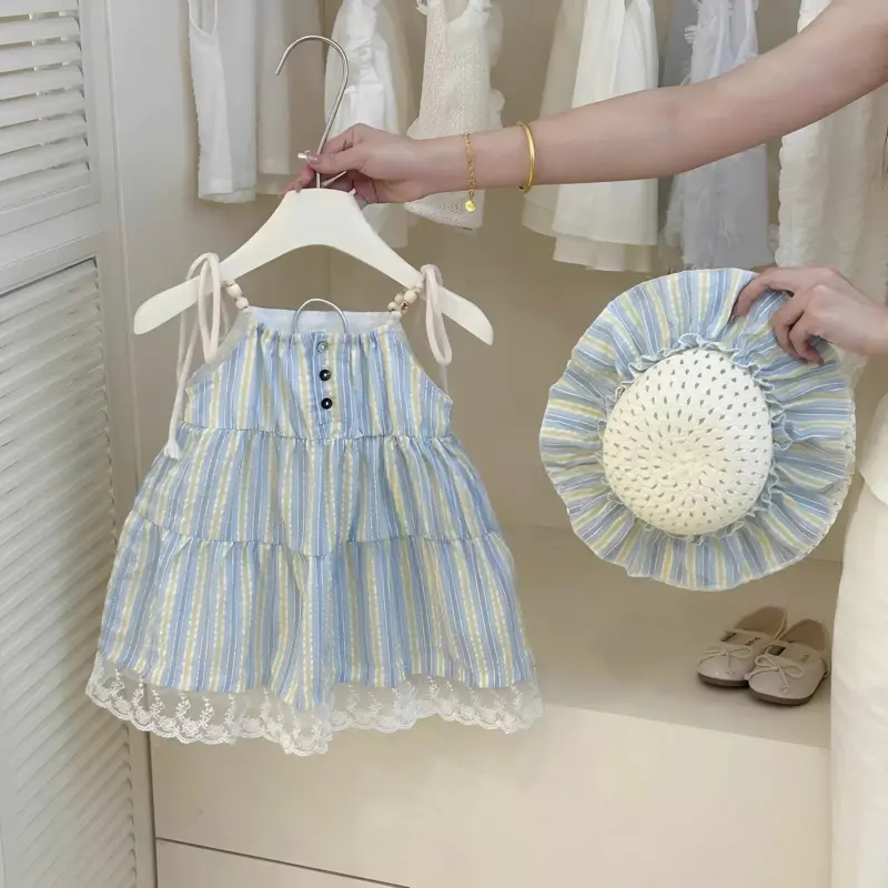 TẶNG Mũ Cói Váy kẻ xanh quoay vai dây điều chỉnh Ong Kis cho bé gái 10-35 kg( Bé cao từ saz 4 tăng 1 saz)