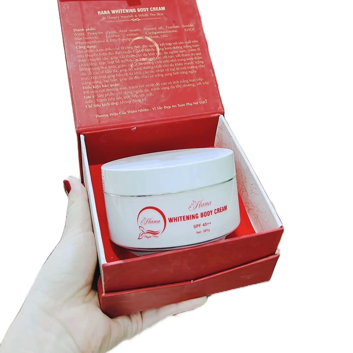 KEM BODY HANA DƯỠNG TRẮNG DA CHỐNG NẮNG tặng gói tắm trắng 100g  Dưỡng Body Dưỡng Da Body