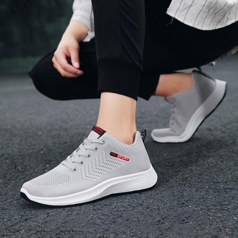 Leedoo Sepatu Tali Pria Formal t Sport Running Shoes Sepatu Sneaker Pria Casual Hitam  Merah Sepatu Sekolah Siswa MR139