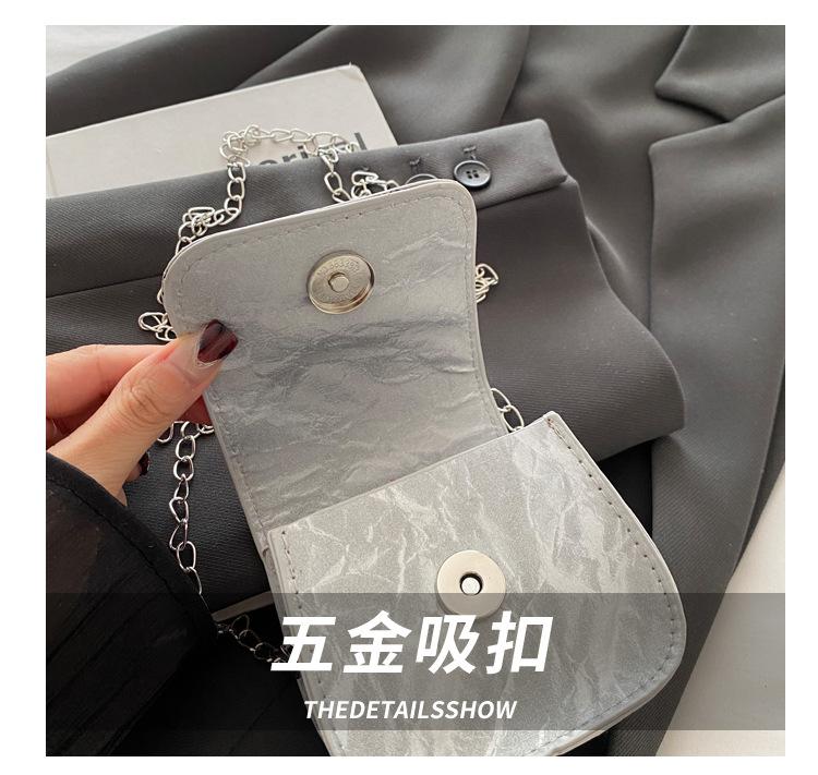 Product Introduction of 2024 Fashionable New Fresh Sweet Small Square Bag Butterfly Decoration Mini Advanced Texture Chain Crossbody Lipstick Pack 2