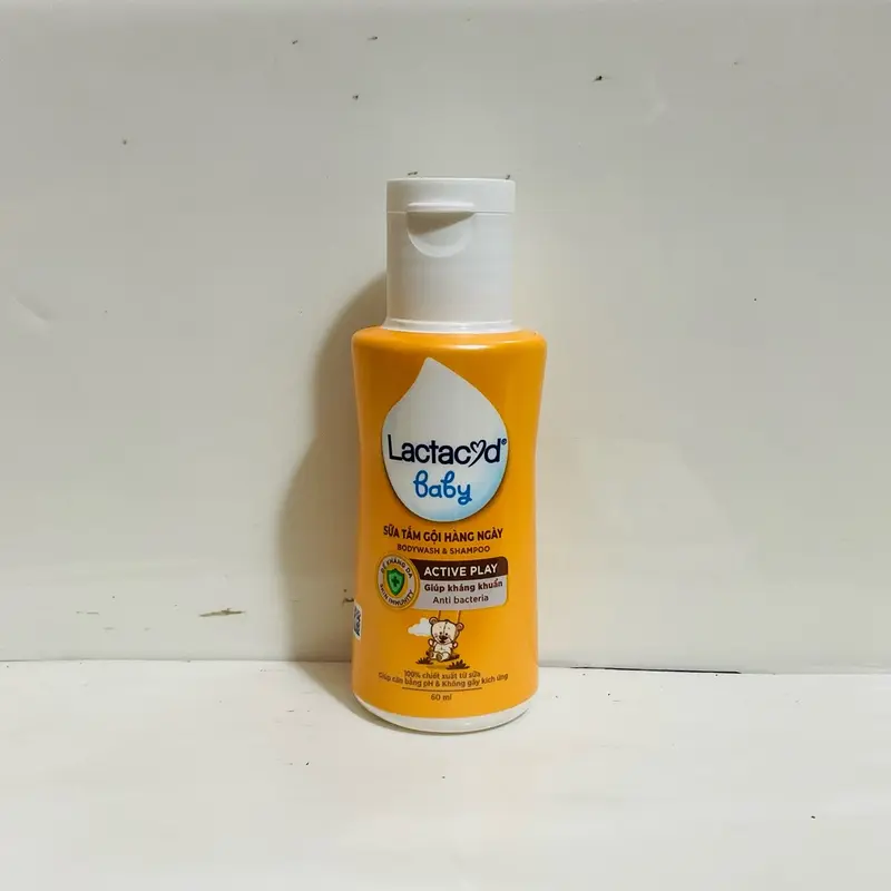 Lactacyd DDVSPN Và Tắm Gội Cho Trẻ -chai 60ml- Baby Body & Hair Wash Extra Milky 2