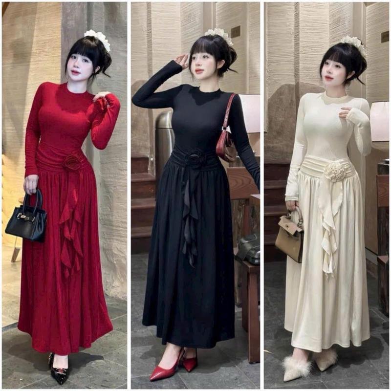 Đầm body dáng dài xòe phong cách tiểu thư cổ tròn nhún bụng phối hoa hông sang chảnh chất thun gân tăm thích hợp đi tiệc H Nữ Women Đỏ Dress