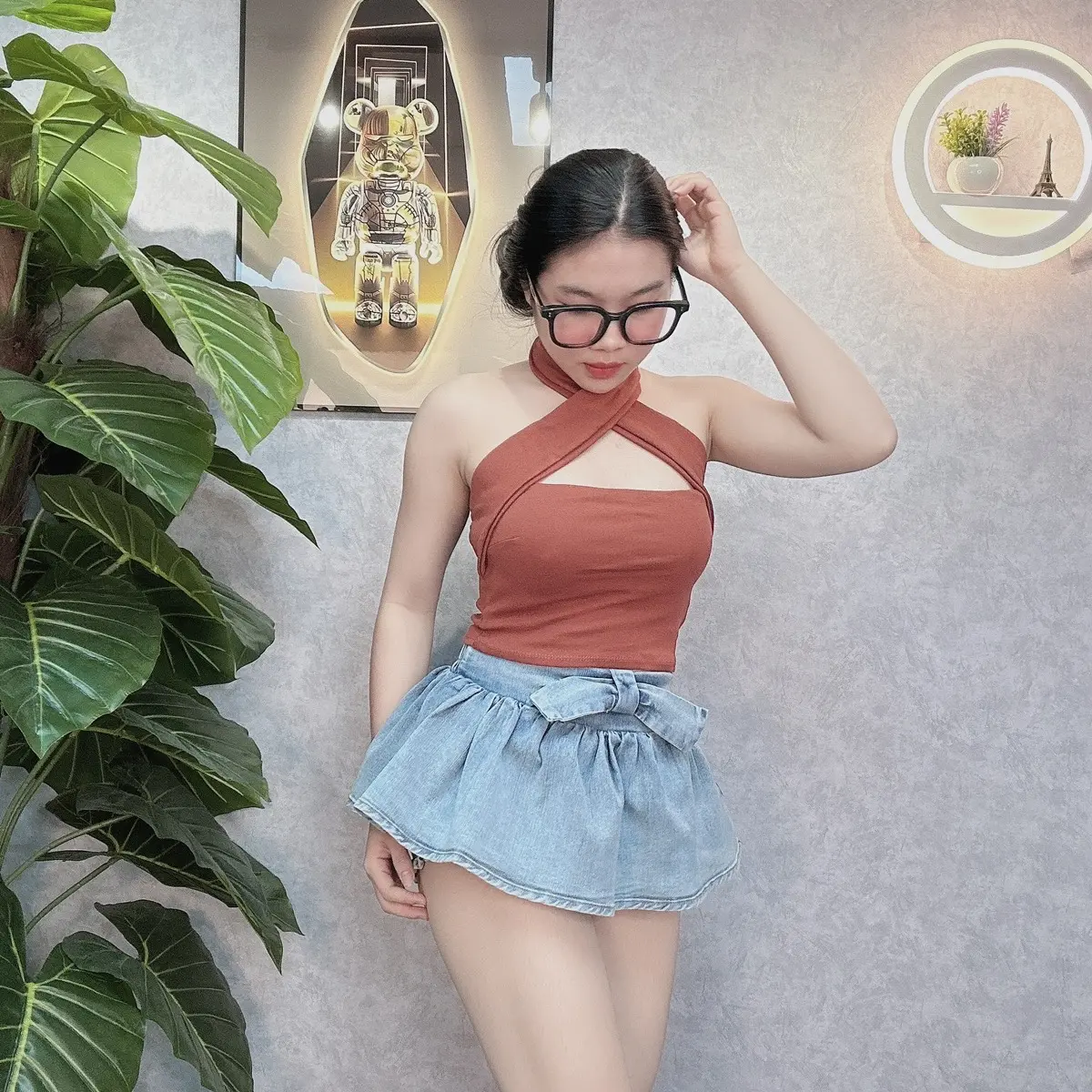 CHÂN VÁY NGẮN XOÈ ĐÍNH  NƠ CÓ QUẦN BO CHUN CỰC CHẤT