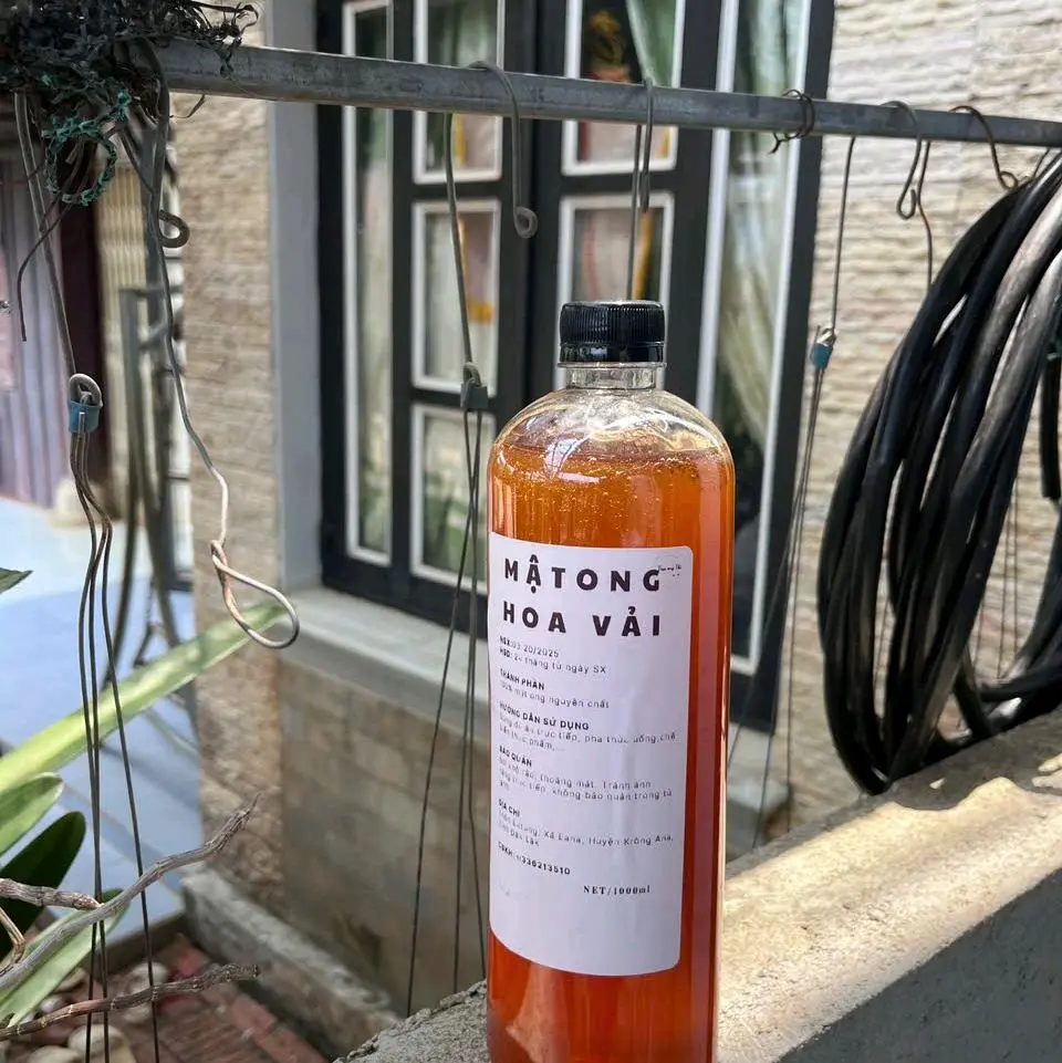1 lít Mật ong hoa vải trại nhà nuôi chai dung tích 1000ml