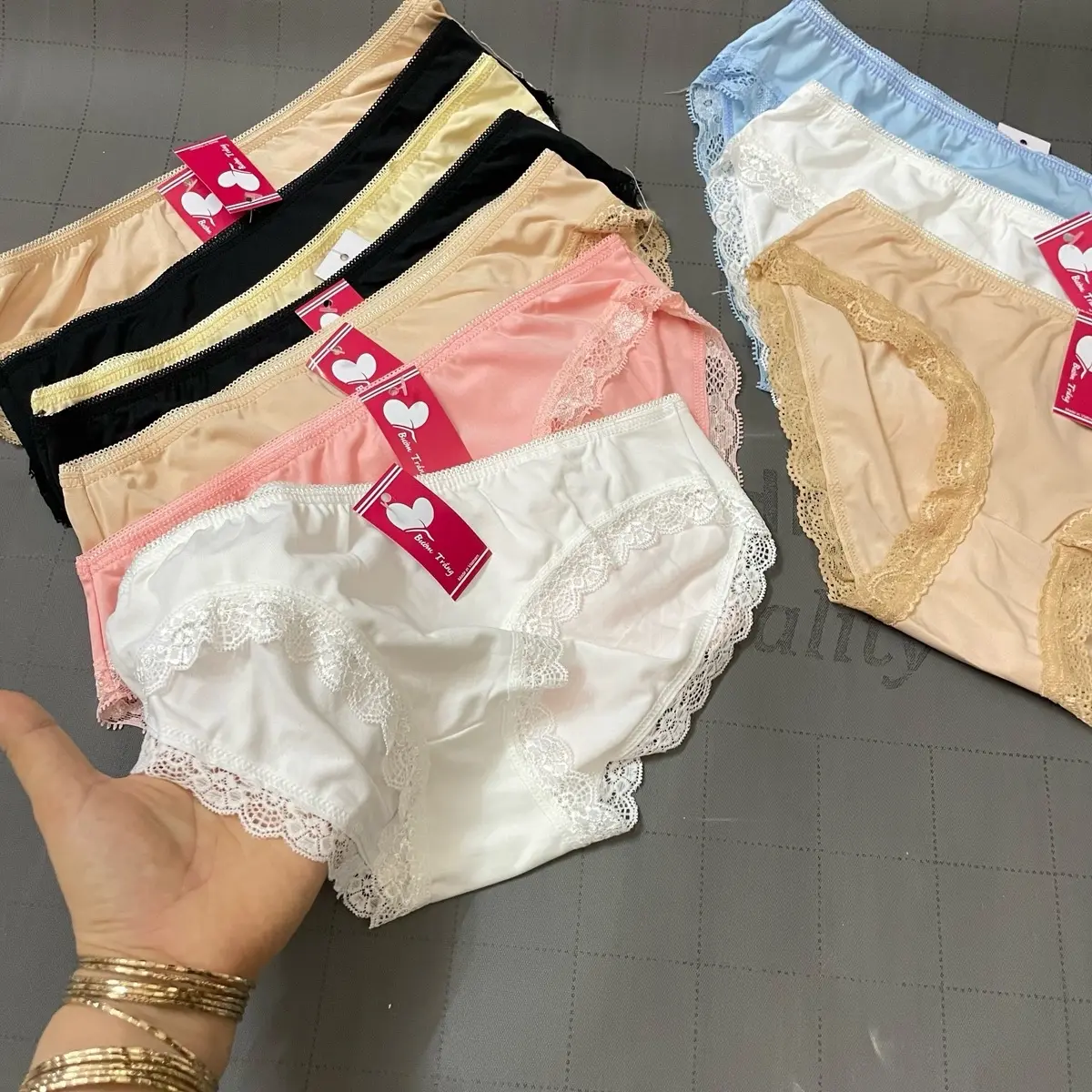10 Quần thun lạnh phối ren cao cấp size 40-65kg chất đẹp xuất sắc Nữ Women