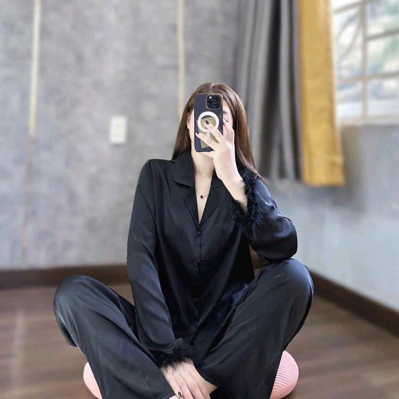 sét bộ lụa pijama lông vũ lụa latin tay dài 3 màu , free size 45_61 kg Áo Ngủ Nữ Quần Ngủ Women Voi Dài Tay 0