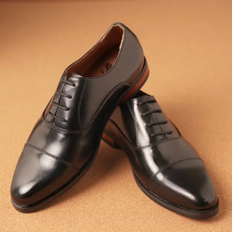Giày Nam Oxford Captoe Màu Đen Chất Liệu Da Bò Nhập Khẩu Cao Su 1