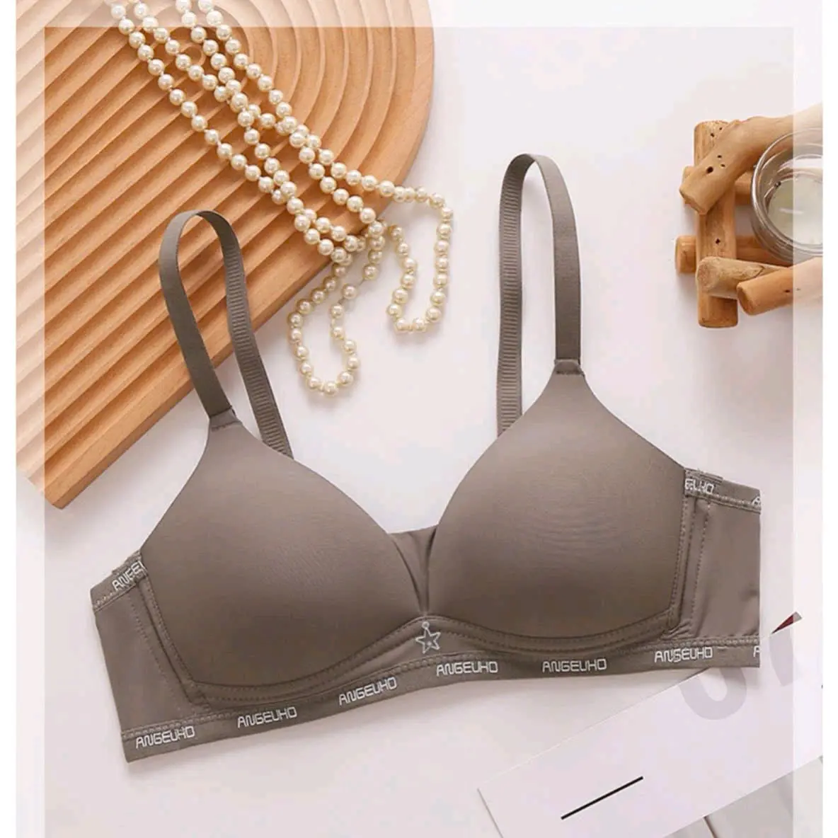 Áo ngực mỏng mẫu mới, giá tốt,mát nhẹ, thoáng khí