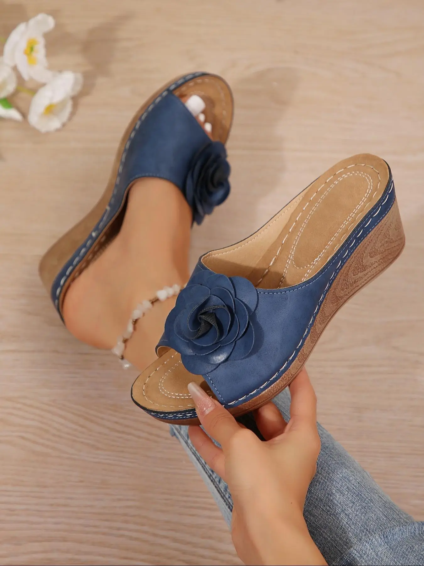 Women's Fashionable Flower Decorated Wedge Sandals, Casual Comfortable Platform Sandals for Summer, Lightweight Breathable Shoes for Daily Wear, Girl