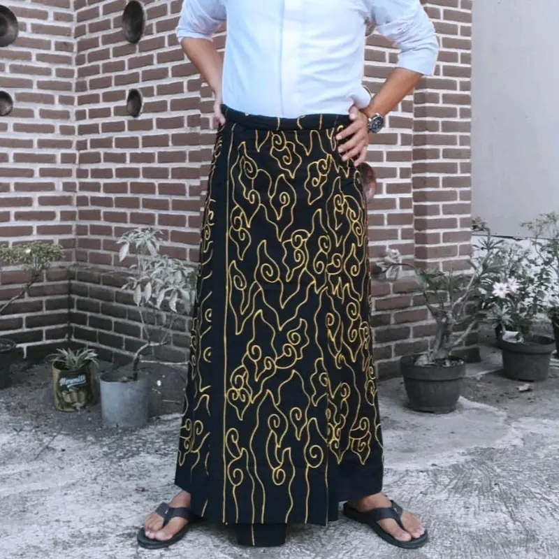 Sarung Batik Santri, Motif Mega Mendung Tulis Kuning Hitam Katun 0