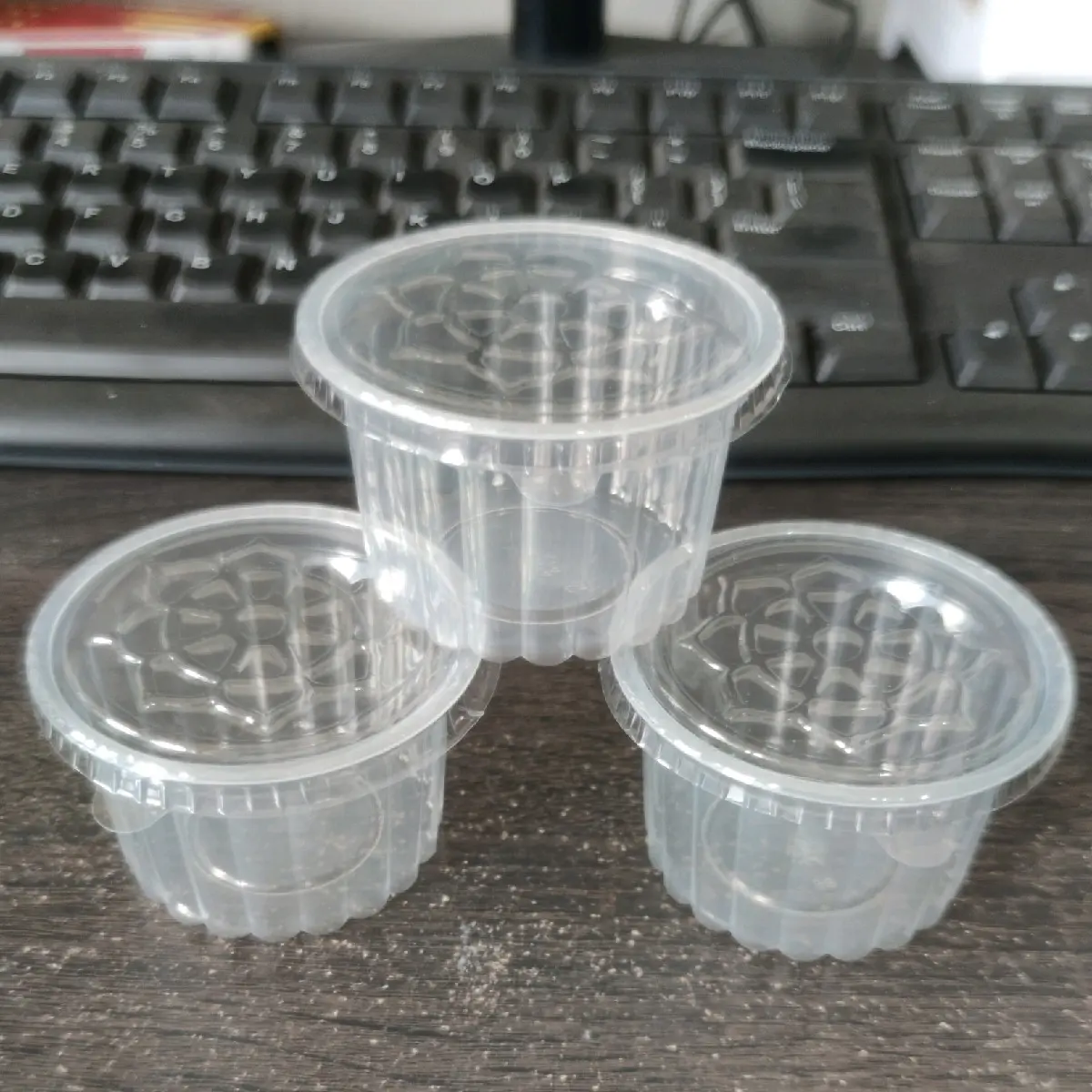 Cup Plastik Belimbing 60ml 50 pcs + Tutup