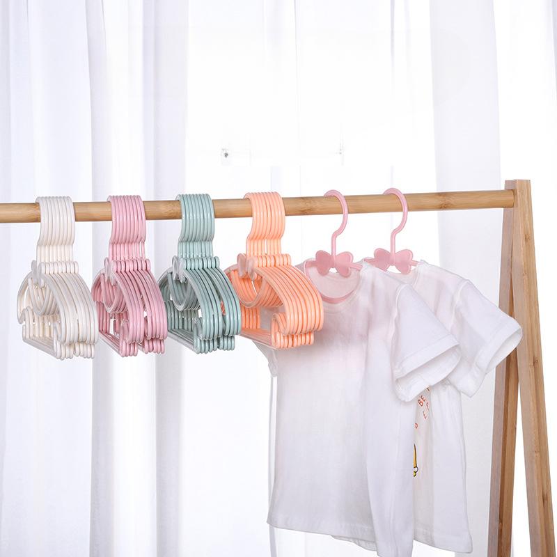Product Introduction of Móc Treo Trẻ Em, 10 Cái, Móc Treo Trưng Bày Bằng Nhựa Cầm Tay Chống Gió, Thích Hợp Cho Áo Khoác Ngoài Trẻ Em, Người Sắp Xếp Quần Áo Trẻ Em 4