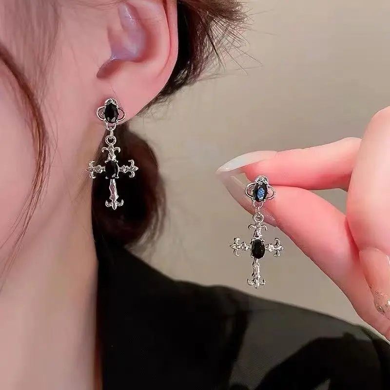 S925 Silver Needle Explosive Earrings Simple and Powerful Cross Star Earrings Female Rascal Handsome Cold Style Earrings Earrings