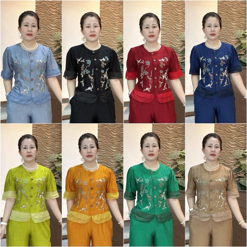 ĐỒ BỘ TRUNG NIÊN 1002T ĐỒ BỘ TẶNG MẸ TẶNG BÀ CHẤT LIỆU ĐŨI XƯỚC CAO CẤP SIZE 50-70KG THIẾT KẾ ÁO CỔ TRÒN THÊU & QUẦN SUÔNG CẠP CHUN MỀM MỊN MÁT MẺ THOẠI MÁI HÀNG NHẬP KHẨU