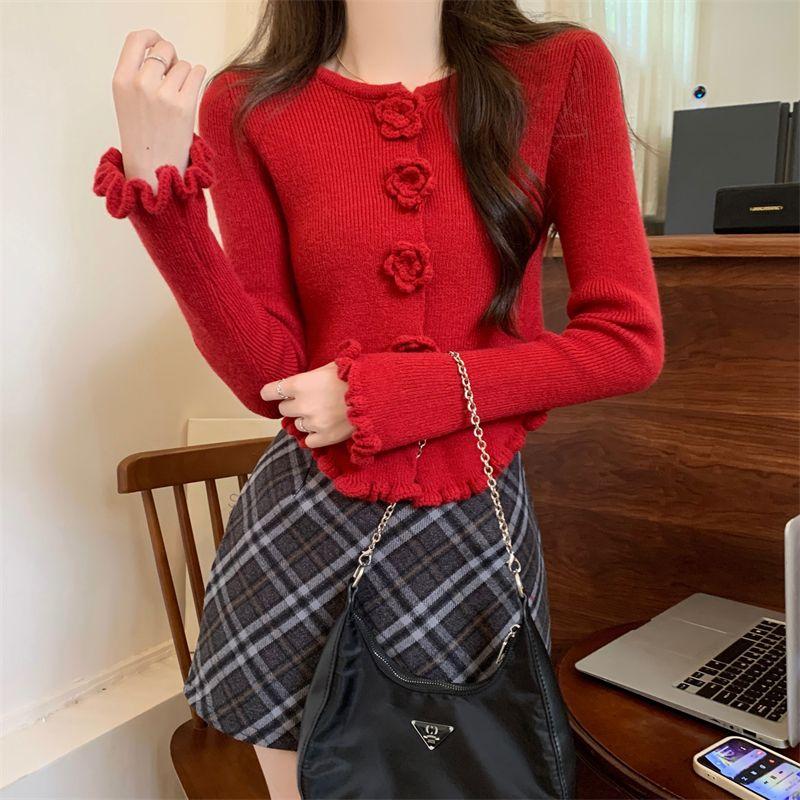 Product Introduction of Áo Len Hoa Hồng Ba Chiều Màu Đỏ, Dành Cho Nữ, Với Áo Khoác Selvedge Dây Áo Cardigan Dệt Kim, Phong Cách Mùa Thu Và Mùa Đông, Phong Cách Giáng Sinh Năm Mới, Ins Năm 2024, Áo Thời Trang Top Women 12