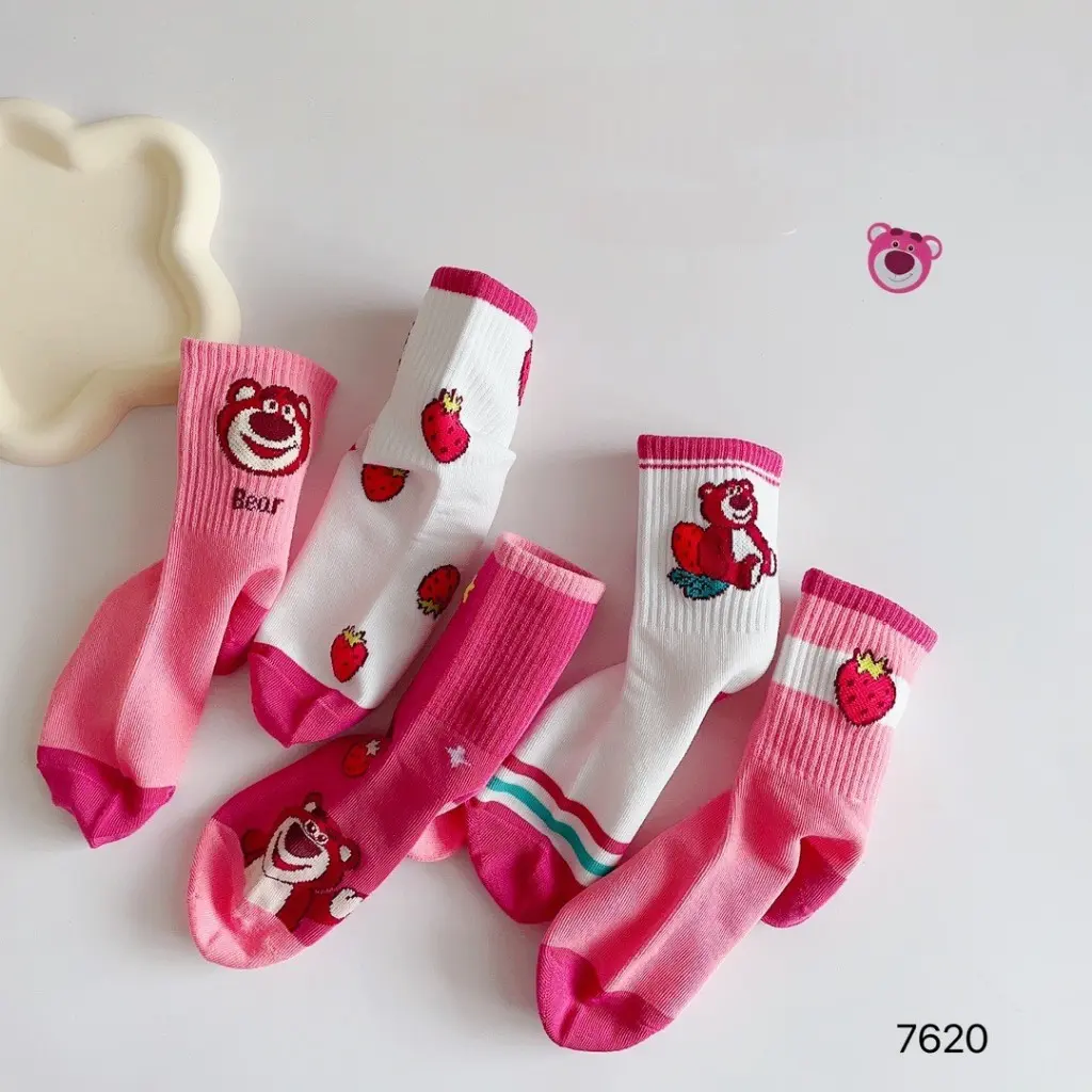 Set 5 Đôi Tất Gấu Dâu Hồng Cổ Cao Cho Các Bé Siêu Hot TE1