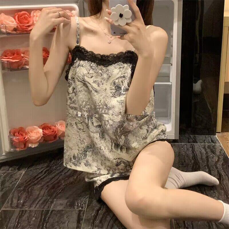 Bộ Đồ Ngủ Lụa Lạnh Ngoại Cỡ Cho Bé Gái Đầy Đặn, Phong Cách Mùa Hè Dễ Thương Và Gợi Cảm, Quần Đùi Có Dây Đeo Đồ Mặc Nhà, Thiết Kế Lưng Đẹp, Bộ Đồ Hai Mảnh, Giá 150,00kg 4