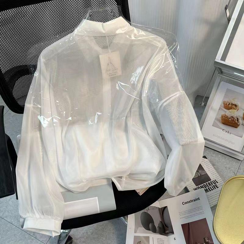 Product Introduction of Áo Sơ Mi Voan Chống Nắng, Cao Cấp, Dành Cho Nữ, Mỏng Và Rộng, Áo Sơ Mi thụng, Xuyên Thấu, Áo Điều Hòa Không Khí, Áo Khoác Cardigan Mặc Bên Ngoài, Hàng Mới Về Năm 2024, Phong Cách HK Women Top 3