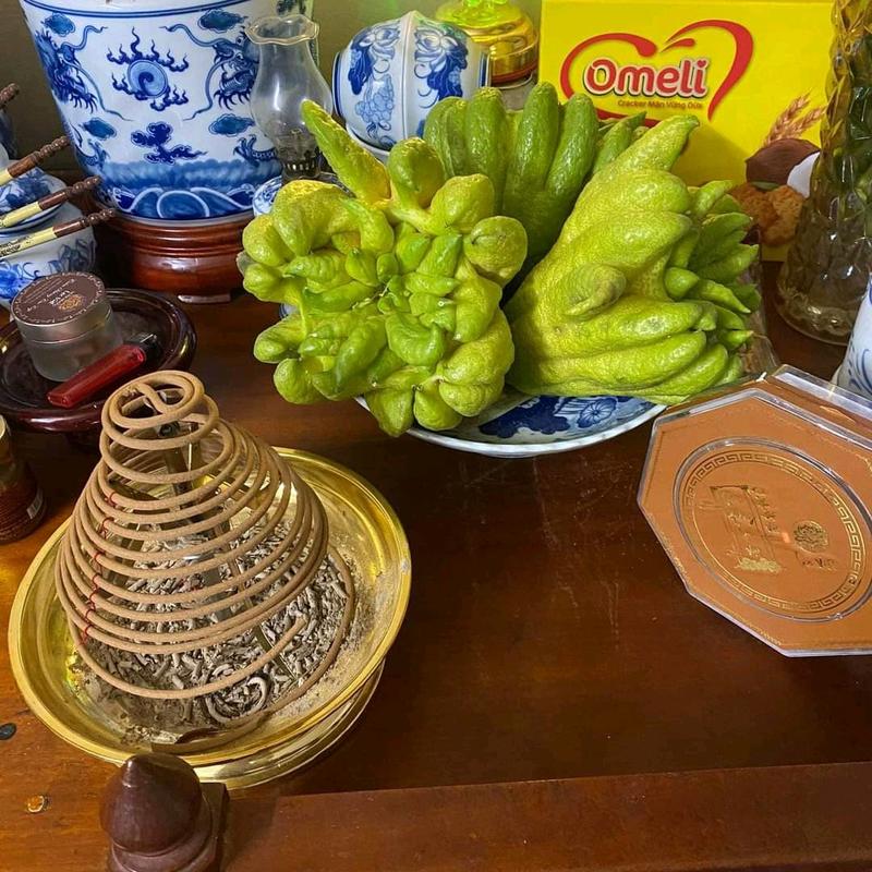 khay thắp hương vòng(khay thắp huong) 1