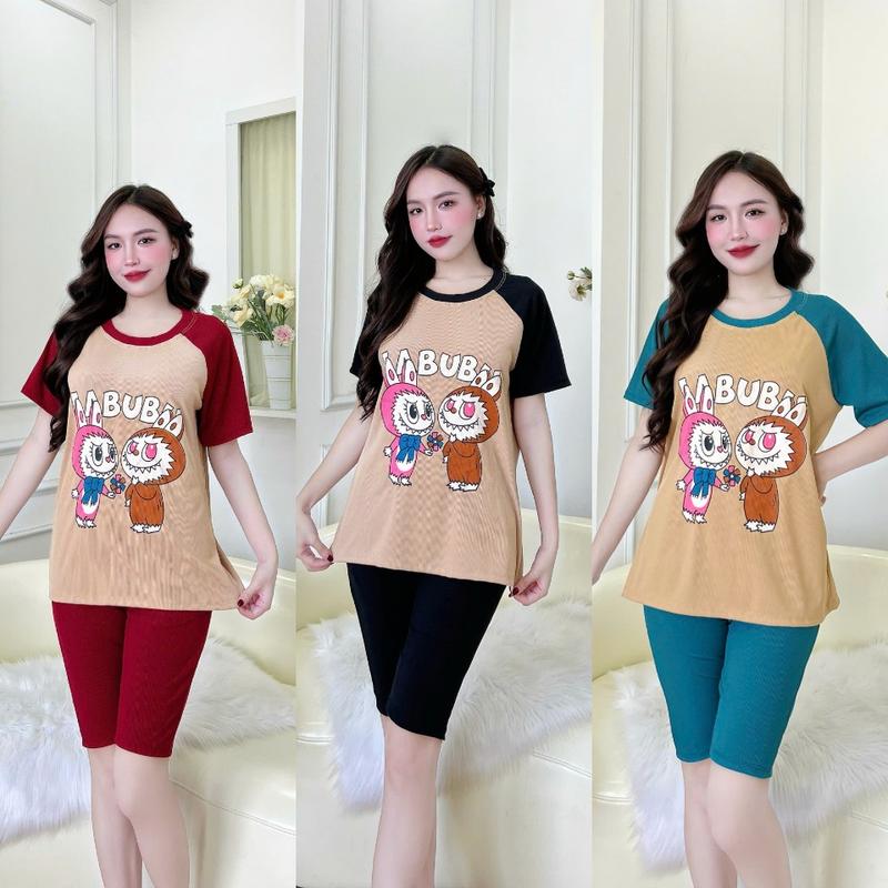Product Introduction of Bộ đồ lửng tăm hàn phối lubabu dễ thương,chất thun tăm hàn mềm mại,thoáng mát,co giãn bốn chiều tăng độ thỏa mái khi mặc,quần có túi sâu rất tiện lợi. Thời Trang Tuyết Nhi. Nữ Women Áo Quần Ngủ Top Voi 26