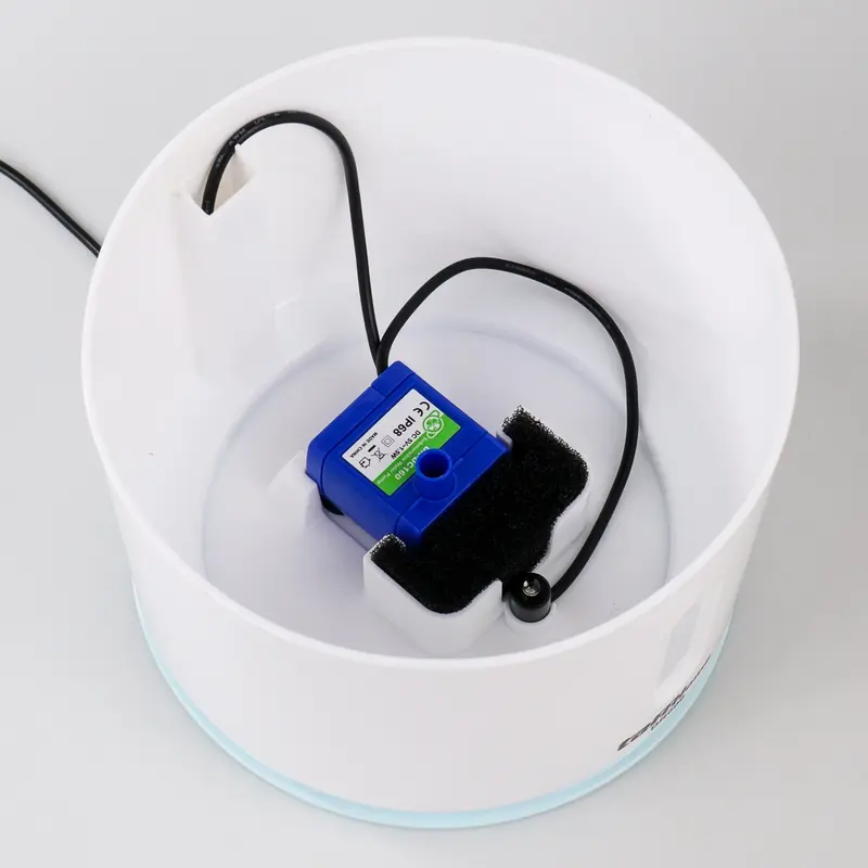 Tempat Minum Anjing Kucing Hewan Otomatis Water Pet Feeder Dispenser Galon Fountain 2.4 Liter 5