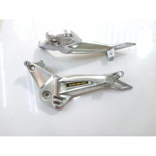 Gác chân nhôm đùi gà xe wave dream