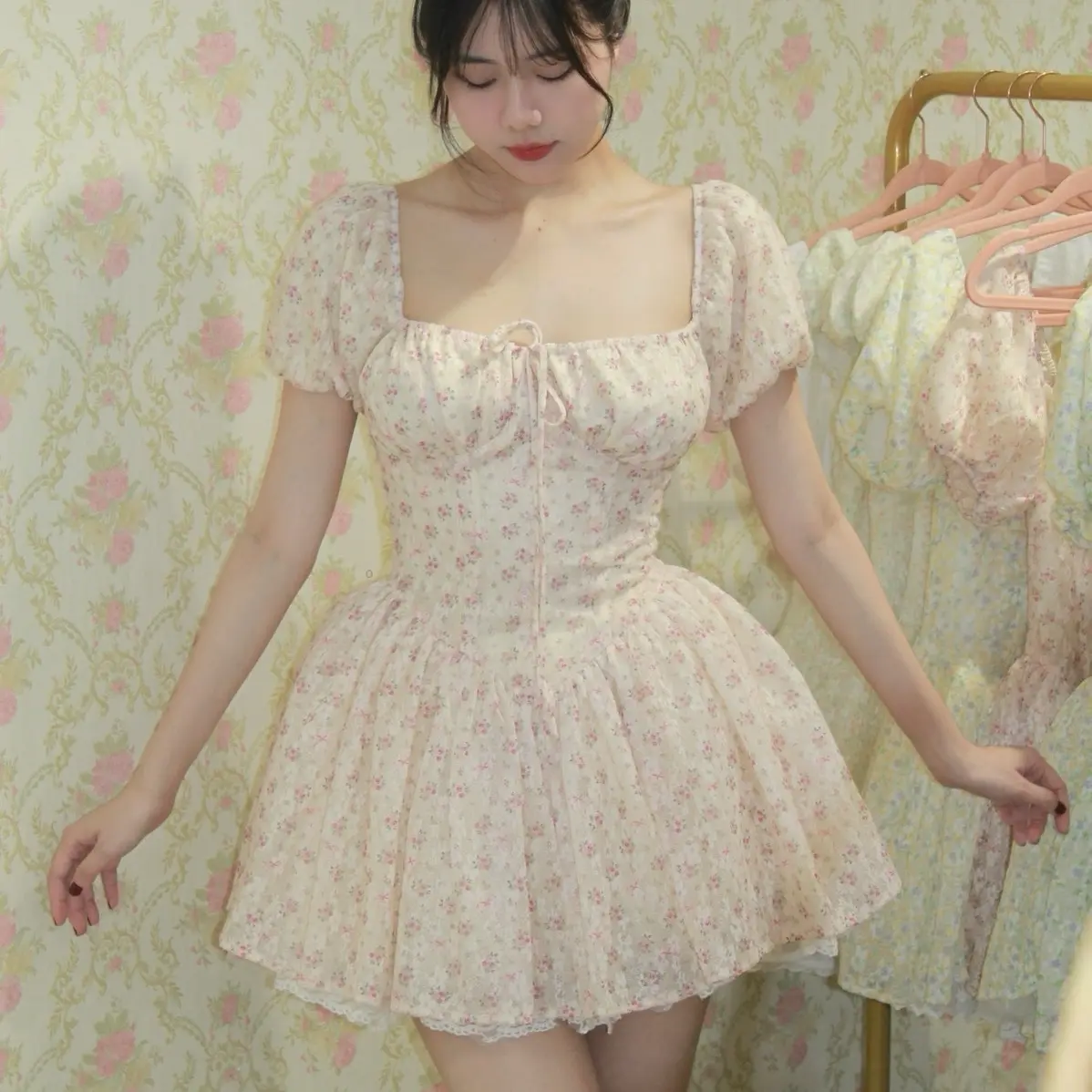 Váy Molly - Váy thiết kế Sassysis tùng phồng hoa trơn