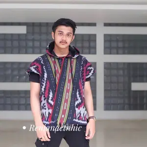 hoodie tenun etnik - hoodie pria tenun - baju tenun pria etnik - sweater tenun - etnik sumba toraja