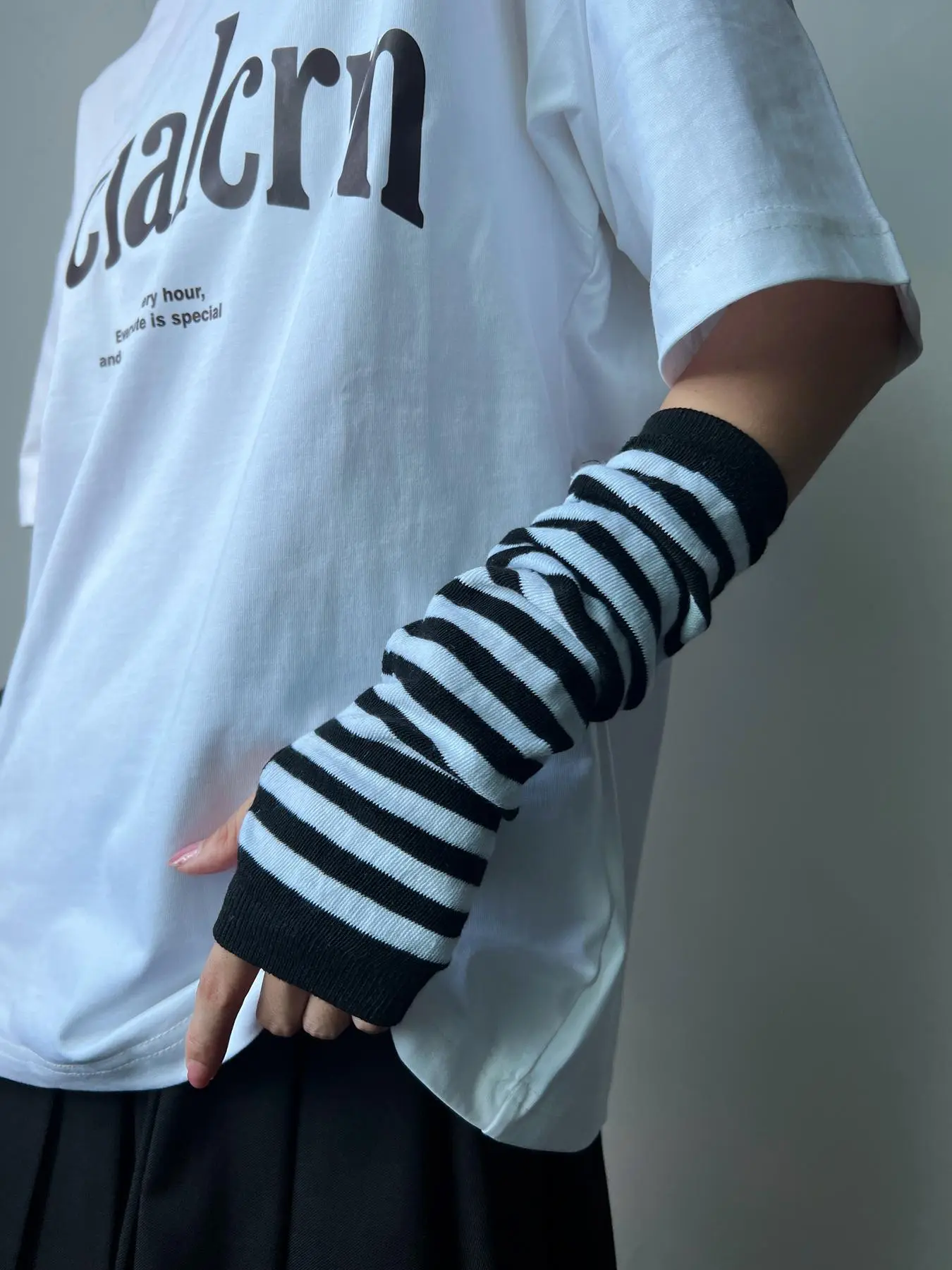 Women's 1 Pair Colorblock Striped Pattern Gloves, Fashion Casual Cozy Gloves for Daily Outdoor Wear, Women's Clothing Accessories for Summer Spring Fall
