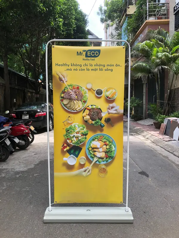 Standee ngoài trời 60x160 hoặc 80x180cm chân đế nước chống gió kiểu cửa, khung treo poster quảng cáo 7