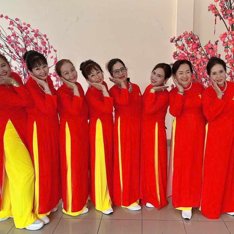 Áo Dài Nữ Lụa Nhật In 3D Cao Cấp Siêu Mềm Mịn - Mã Cờ Đỏ Sao Vàng - Size S/M/L/XL/2XL/3XL/4XL/5XL - Women 5