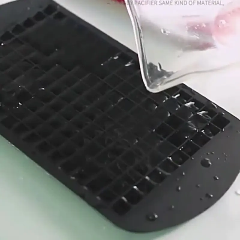 Ice Cube Tray, 160-grid Silicone Fruit Ice Cube Maker, DIY Small Square Ice Cube Mold for Kitchen, Gifts for Men 4