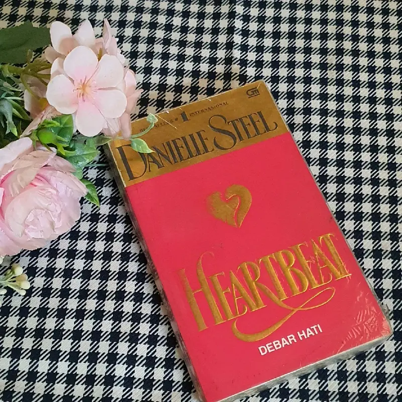 Novel Danielle Steel Soft Cover 5