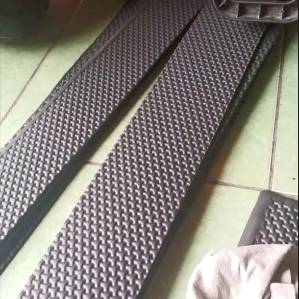 pelapis ban motor/mobil aki anak anak bahan eva spon ati Car 5