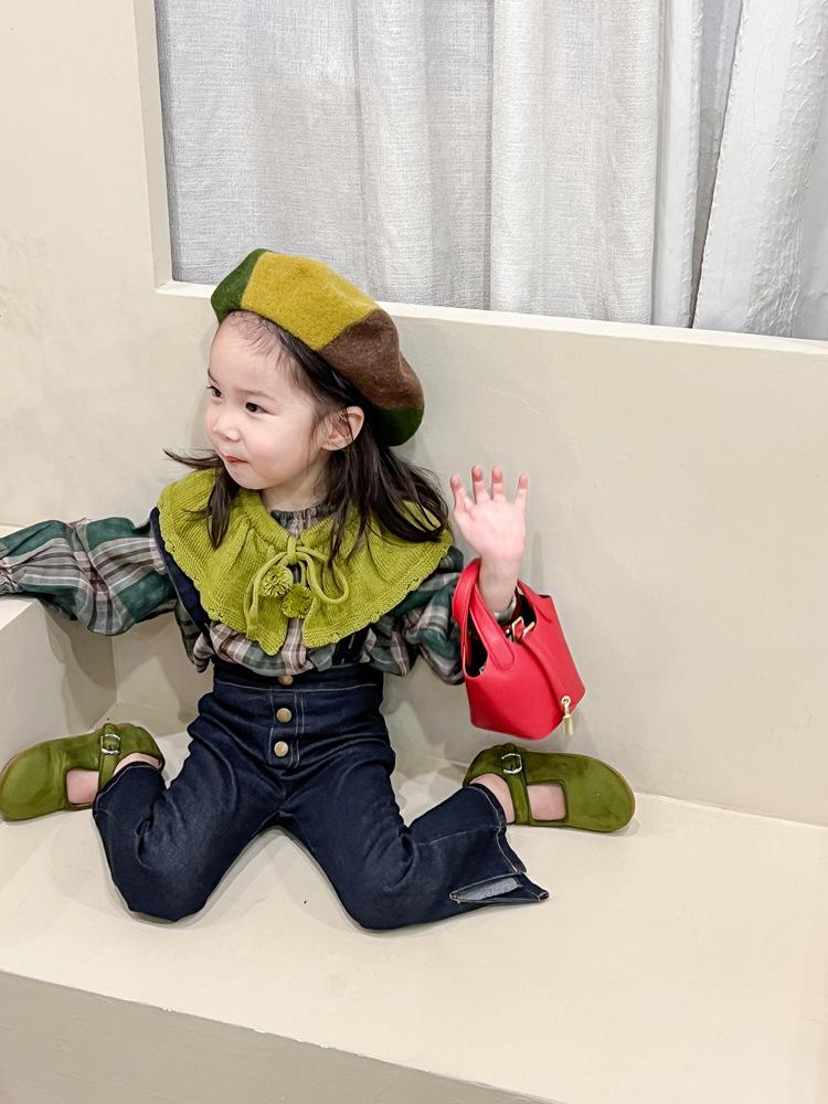 Product Introduction of Autumn Winter Style European and American Mini Children's Girls' Handheld Tote Basket Crossbody Small Bag Women's Bag outpocket  hobo  bag heart  evangelista  painted  bags 11